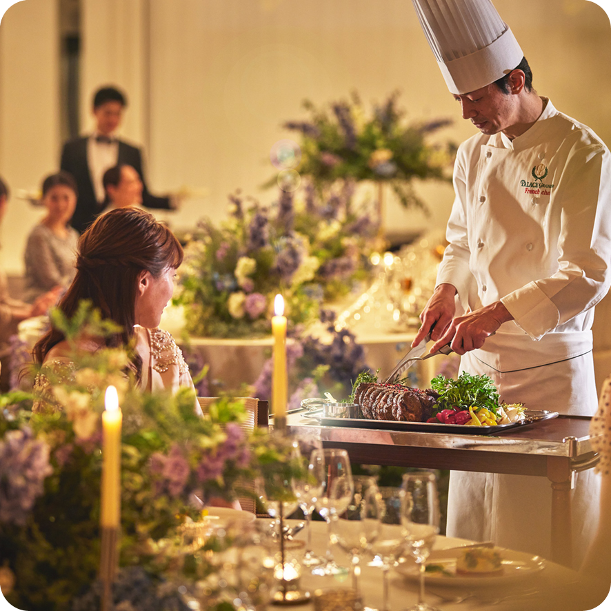 右からフェードイン